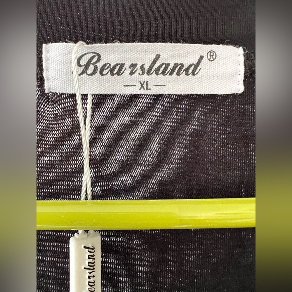 Bearsland XL black nursing tunic T shirt with flap for easy access, v neck. NWT - Picture 4 of 7